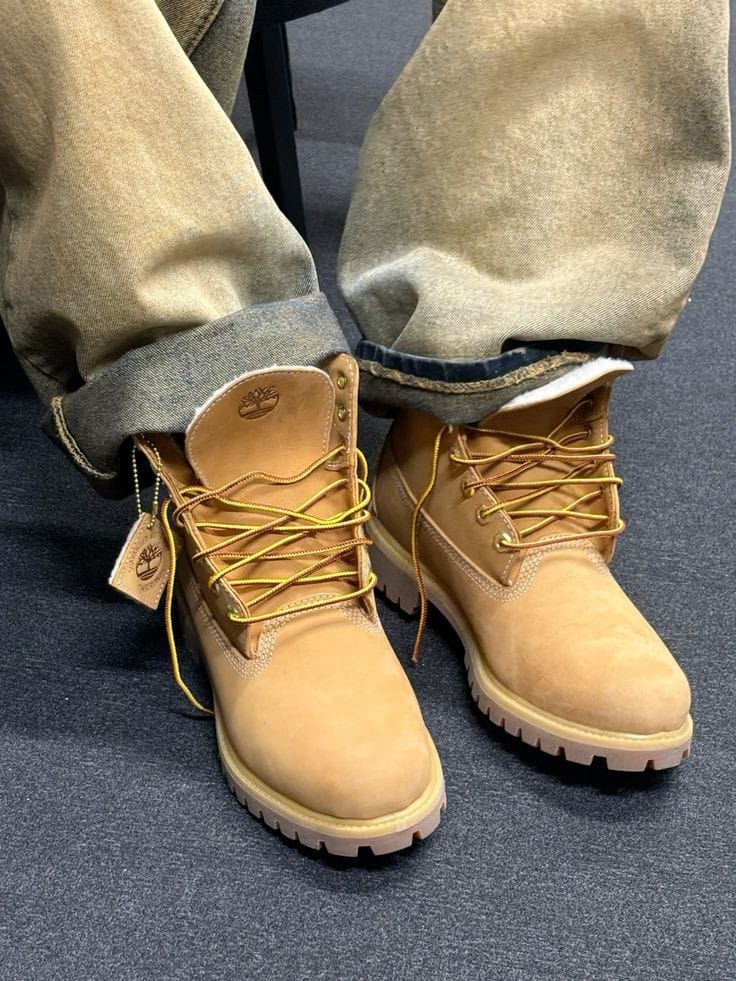 TIMBERLAND BOOTS