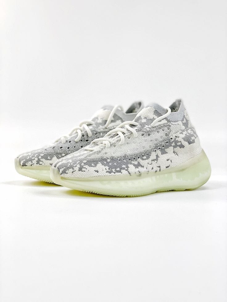 YEEZY BOOTS 380 ALIEN