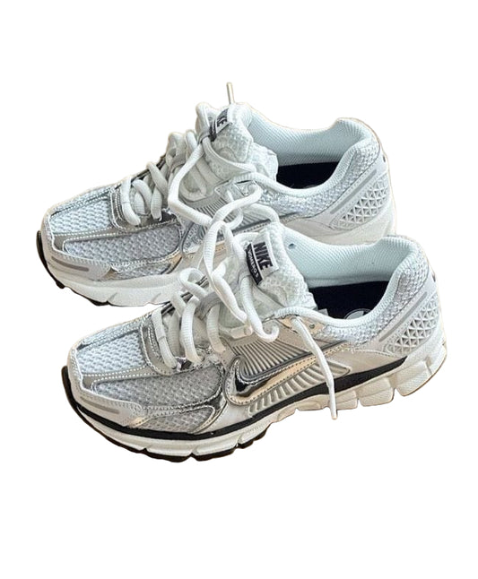 NIKE VIMOOS 5